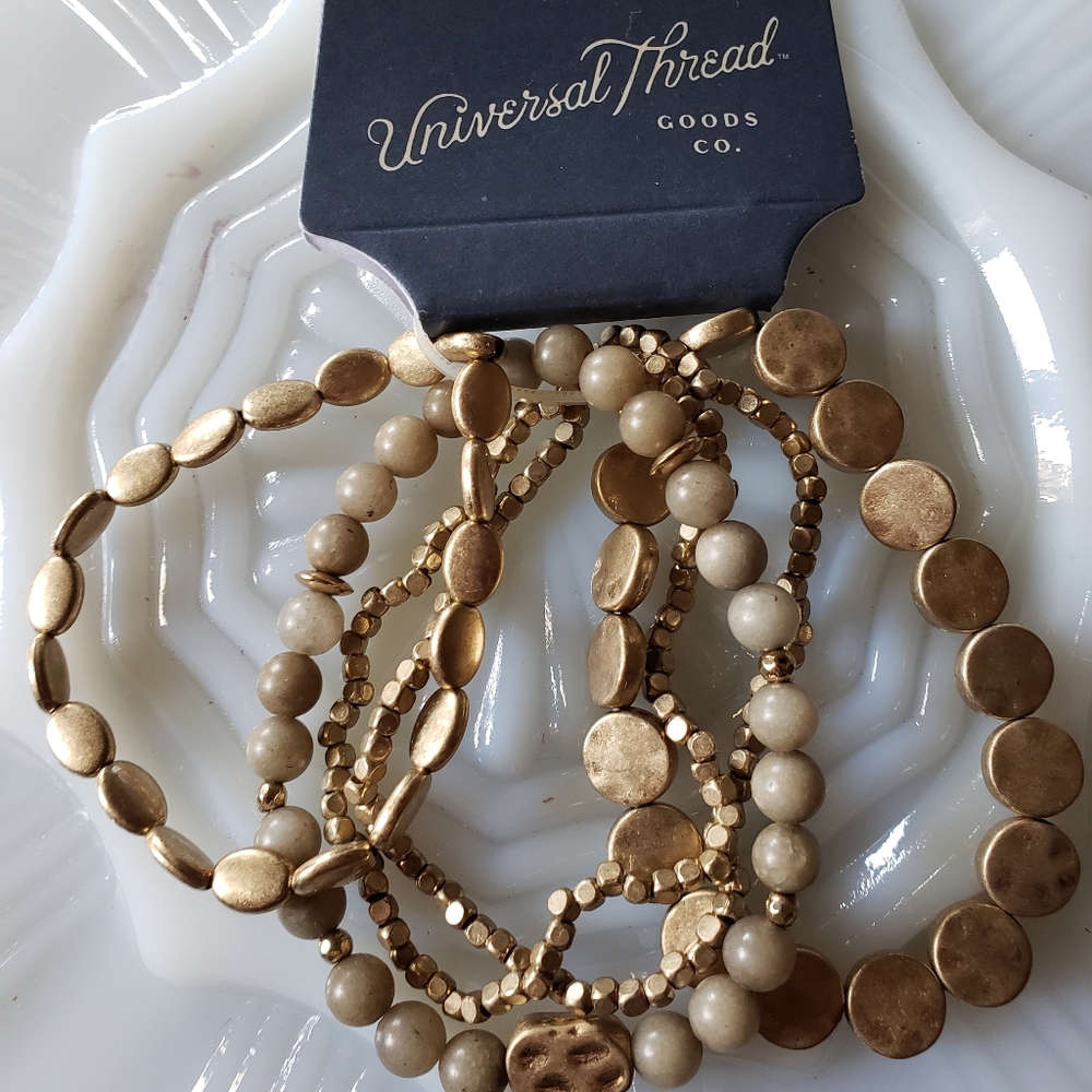Universal Thread Beaded Bracelets